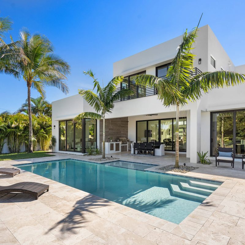 delray-beach-new-modern-waterfront-construction-reh-interiors-restyle-home-staging-img~ce115ce20c5da0ac_14-7701-1-b12627b